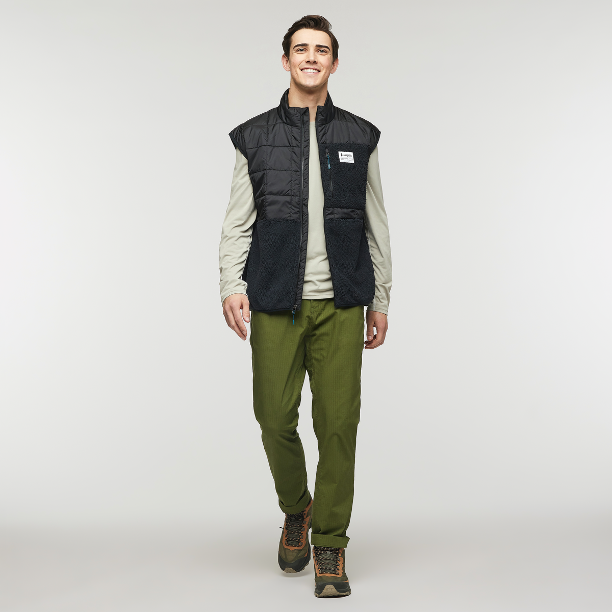 Trico Hybrid Vest - Men's - Cotopaxi Black - US 5965