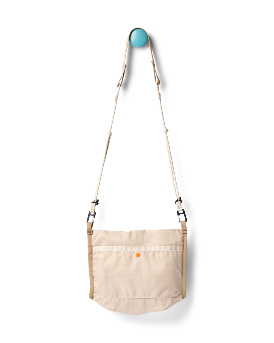 Lista 2L Lightweight Crossbody Bag - Cada Día - Cream - US 9463